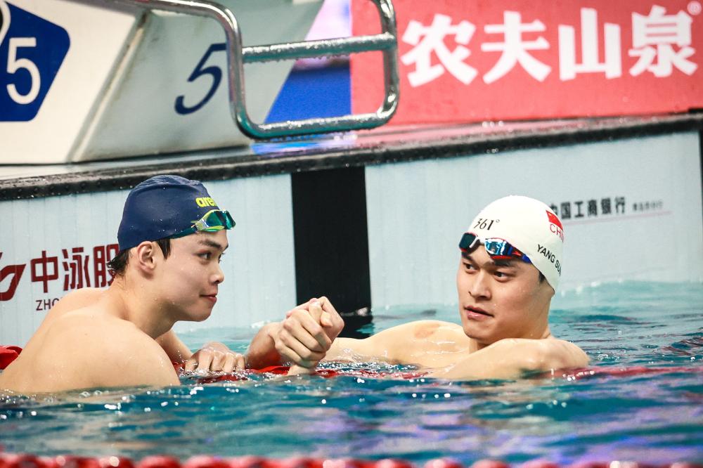 甲比赛中
