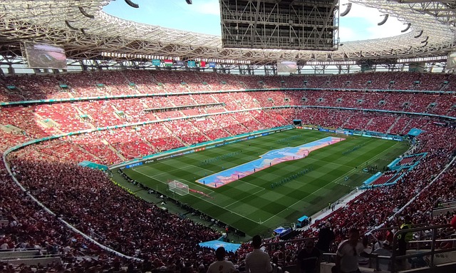 埃因霍溫確認西蒙斯離隊！巴黎已啟動回購條款！.