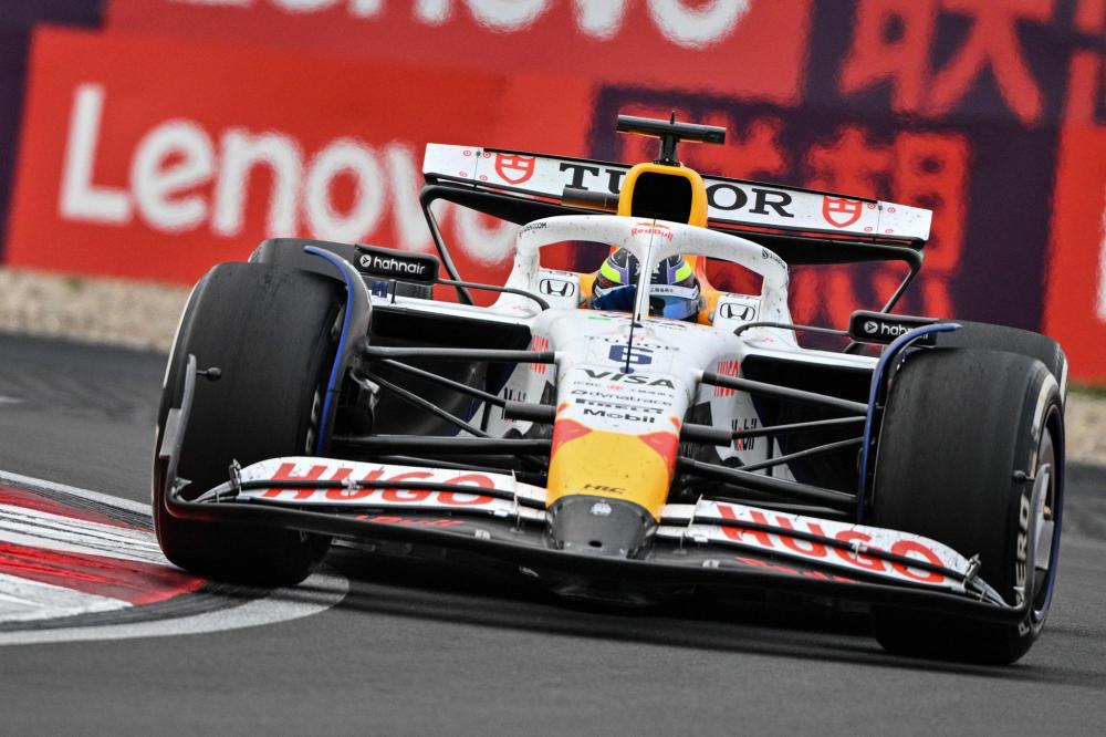 这名年轻的 这名年轻的